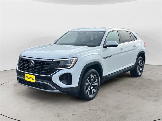 Used 2024 Volkswagen Atlas Cross Sport SE image 2