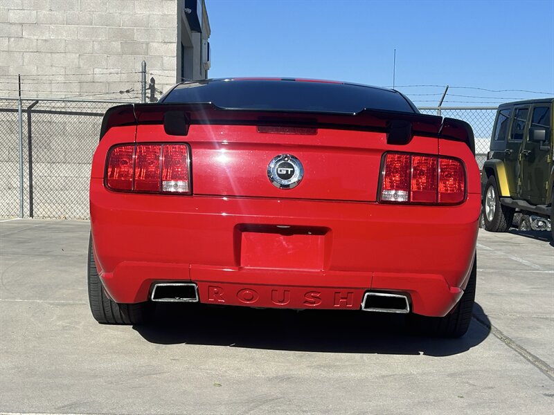 Used 2006 Ford Mustang GT RWD image 5