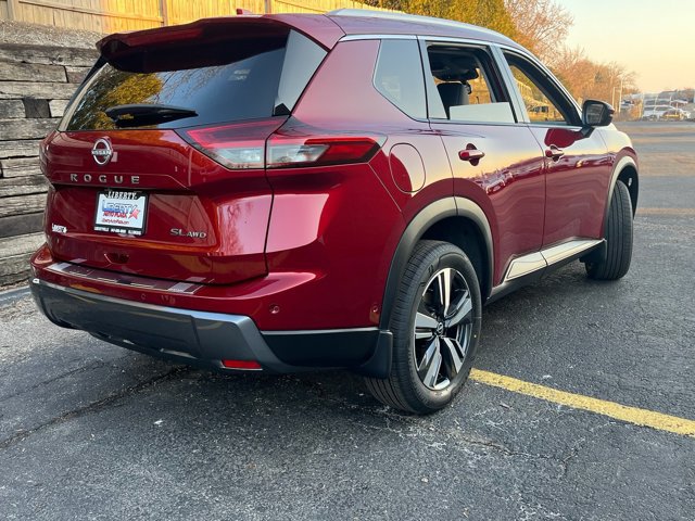 New 2025 Nissan Rogue SL AWD/4WD image 21