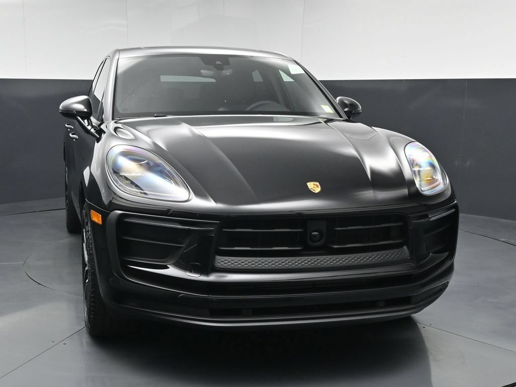 New 2026 Porsche Macan AWD/4WD image 13