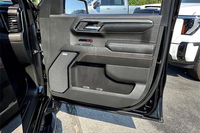 Used 2023 GMC Sierra 1500 AT4 w/ AT4 Preferred Package image 29