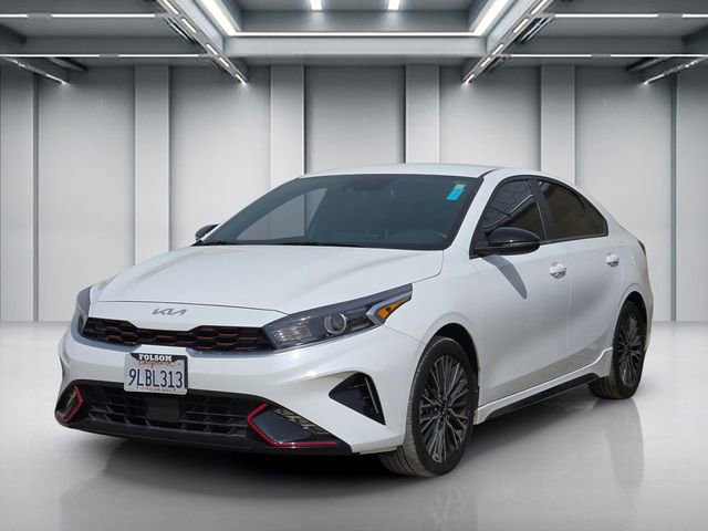 Certified 2024 Kia Forte GT-Line image 3