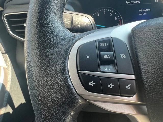 Used 2023 Ford Explorer XLT w/ Equipment Group 202A AWD/4WD image 14