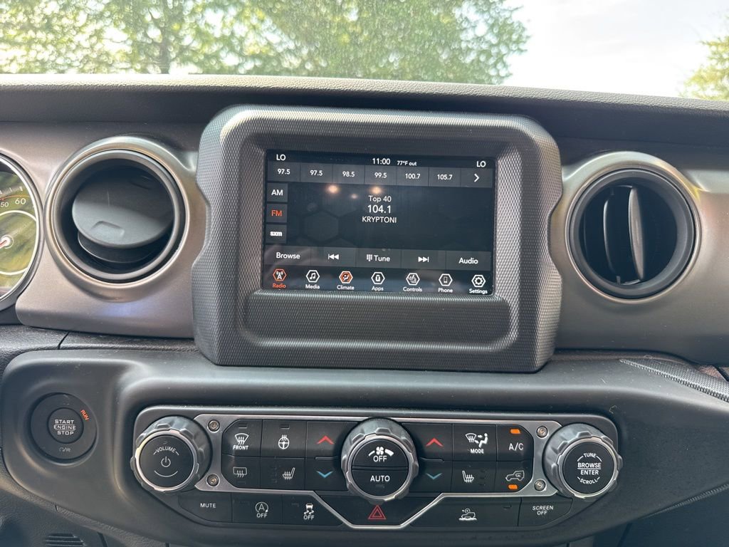 Used 2023 Jeep Gladiator Willys image 37