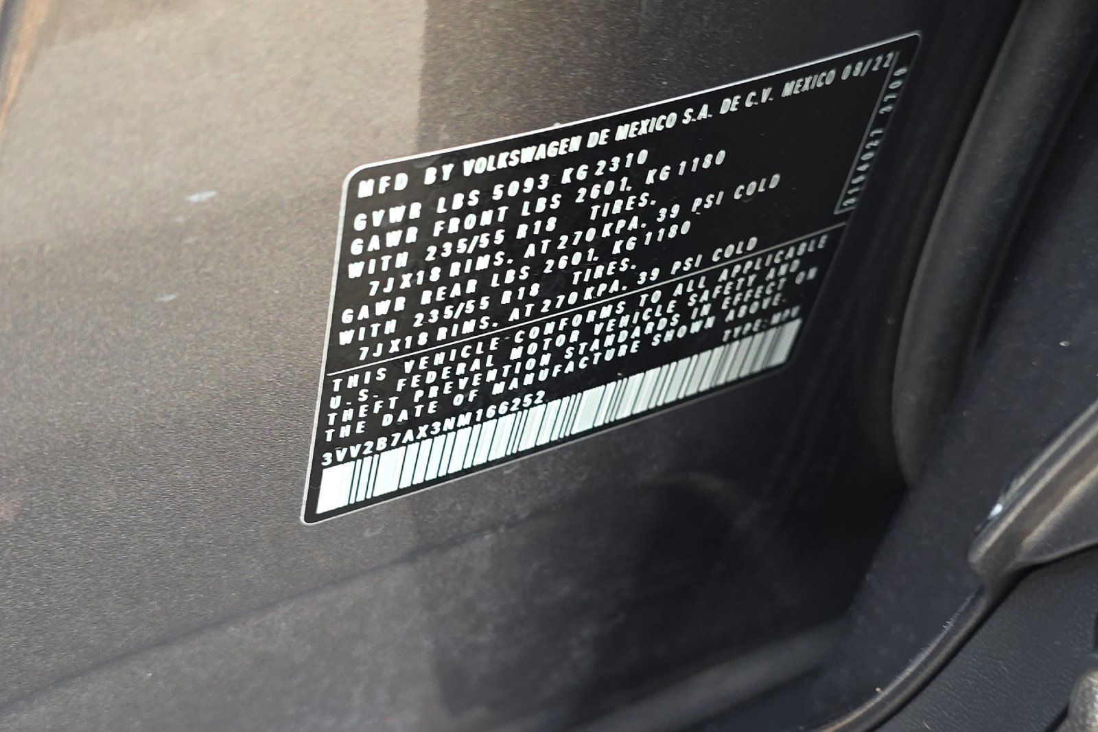 Used 2022 Volkswagen Tiguan SE image 33