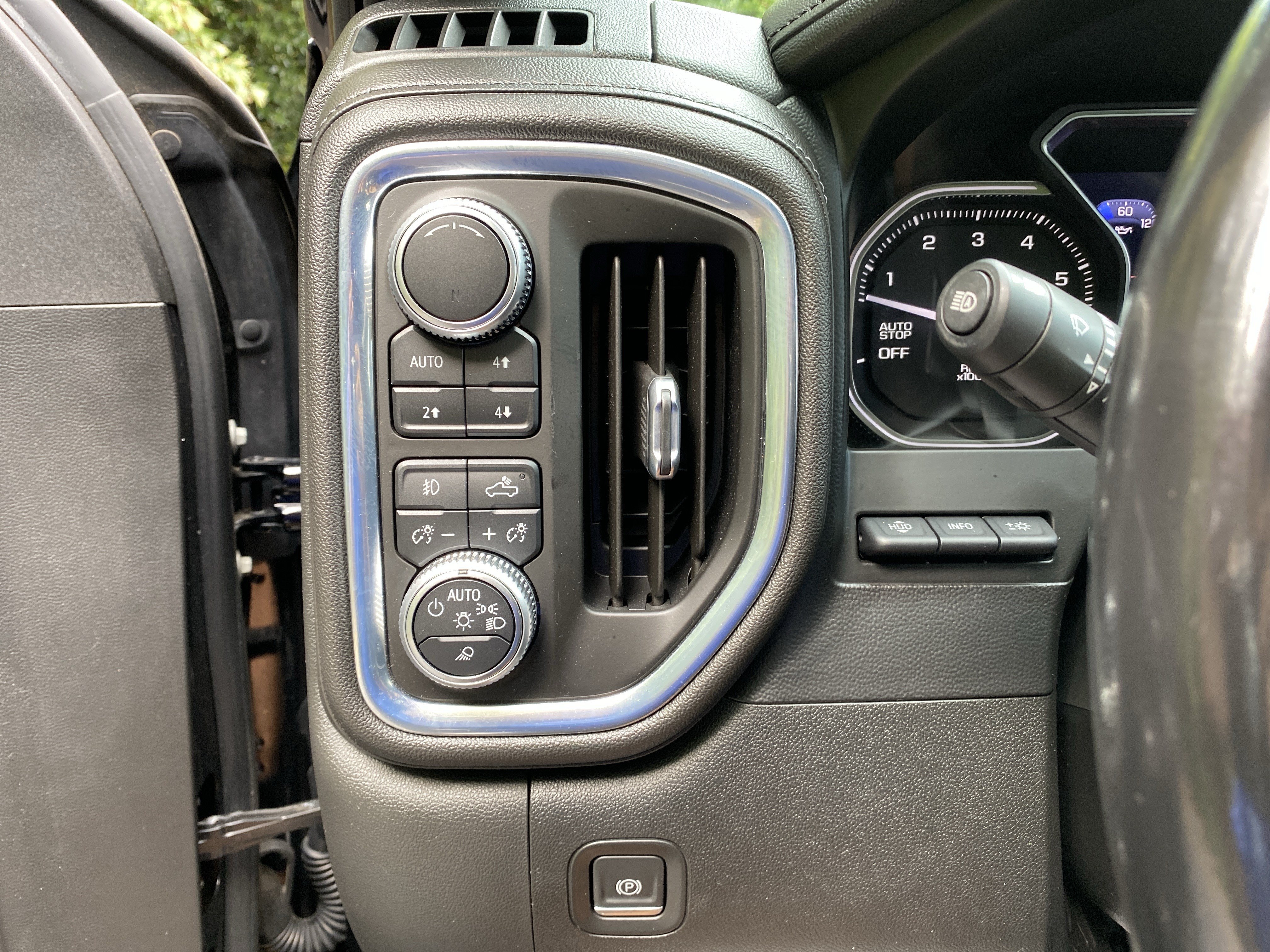 Used 2019 GMC Sierra 1500 Denali w/ Denali Ultimate Package AWD/4WD image 19