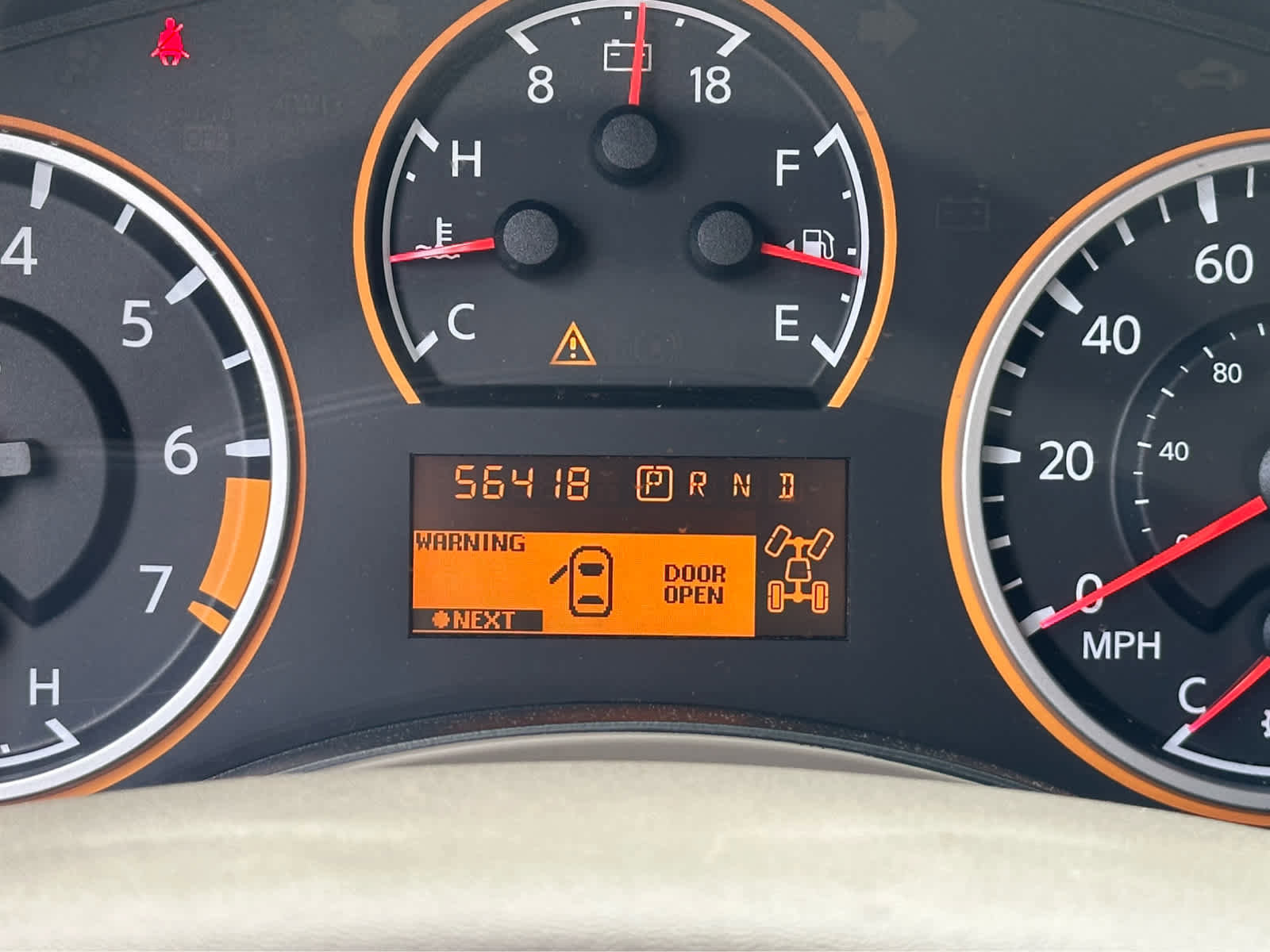 Used 2014 Nissan Titan SV w/ SV Value Truck Package AWD/4WD image 22