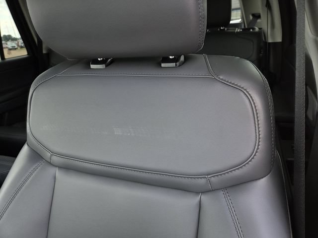 New 2026 Ford Expedition Active RWD image 13
