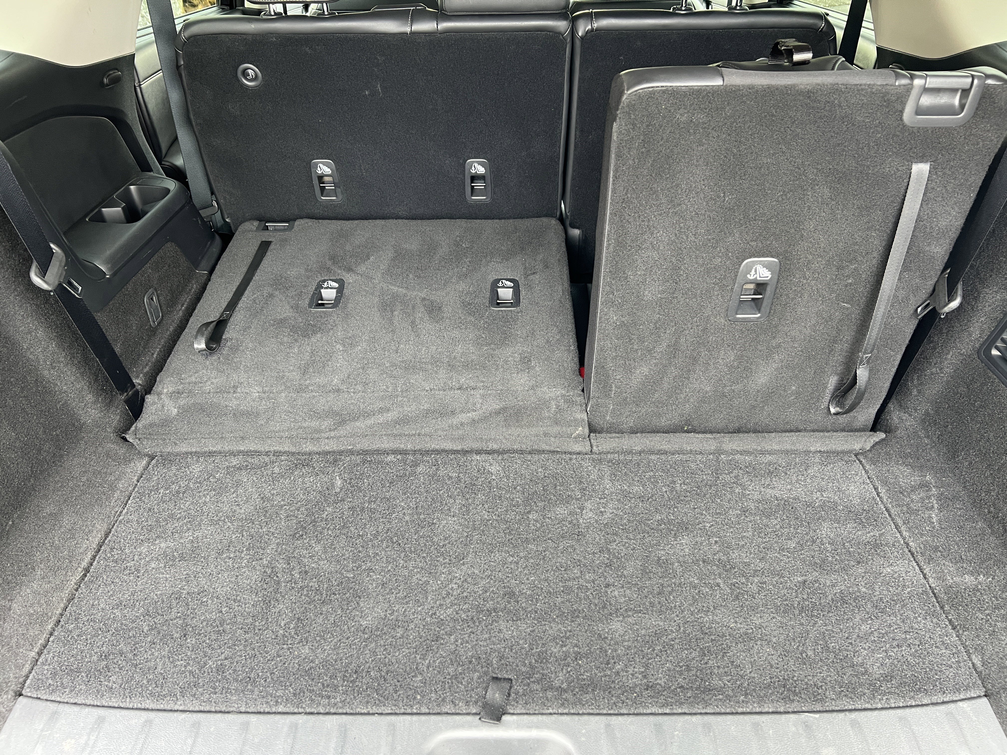 Used 2025 Nissan Pathfinder SL AWD/4WD image 19