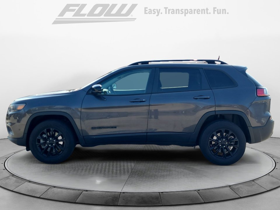 Used 2023 Jeep Cherokee Altitude Lux image 5