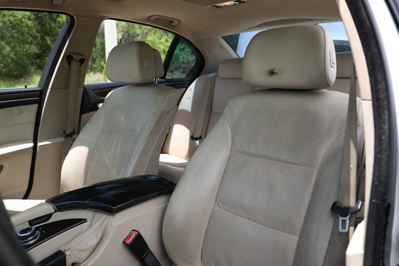 Used 2010 BMW 528i Sedan RWD image 6