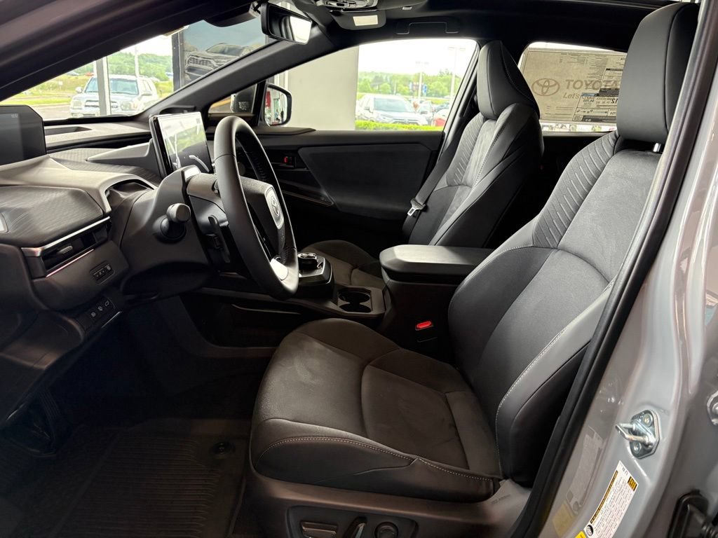New 2026 Toyota C-HR AWD/4WD image 10