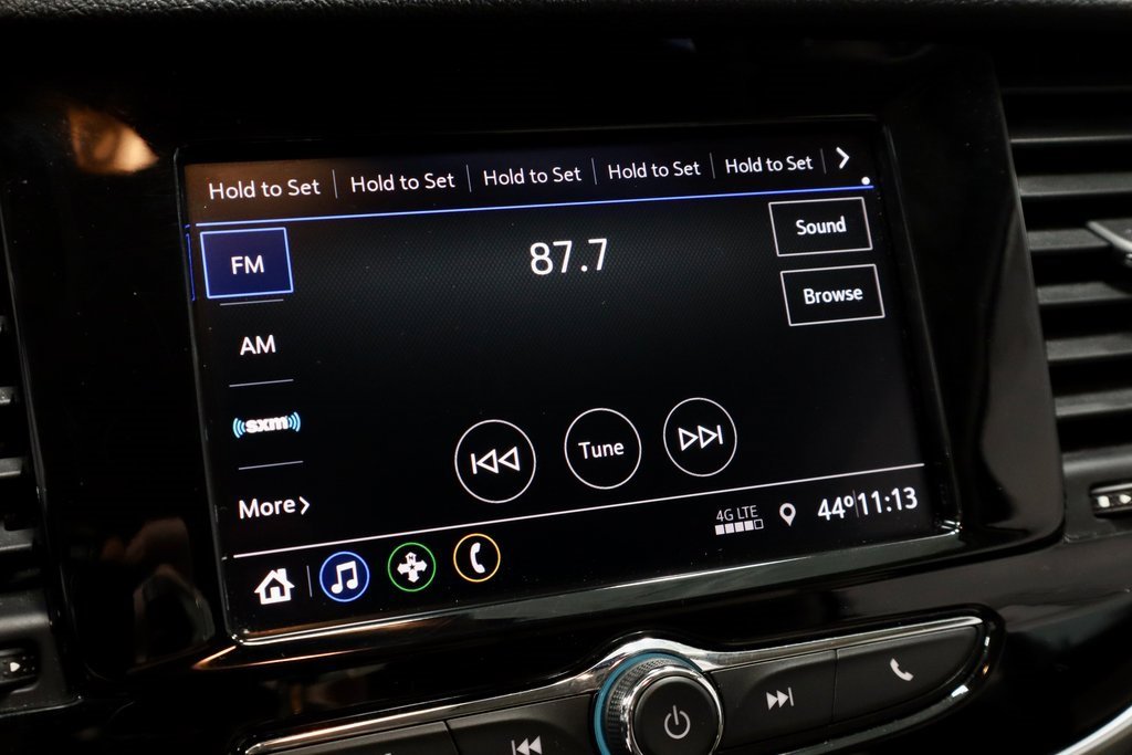 Used 2021 Buick Encore Preferred image 3