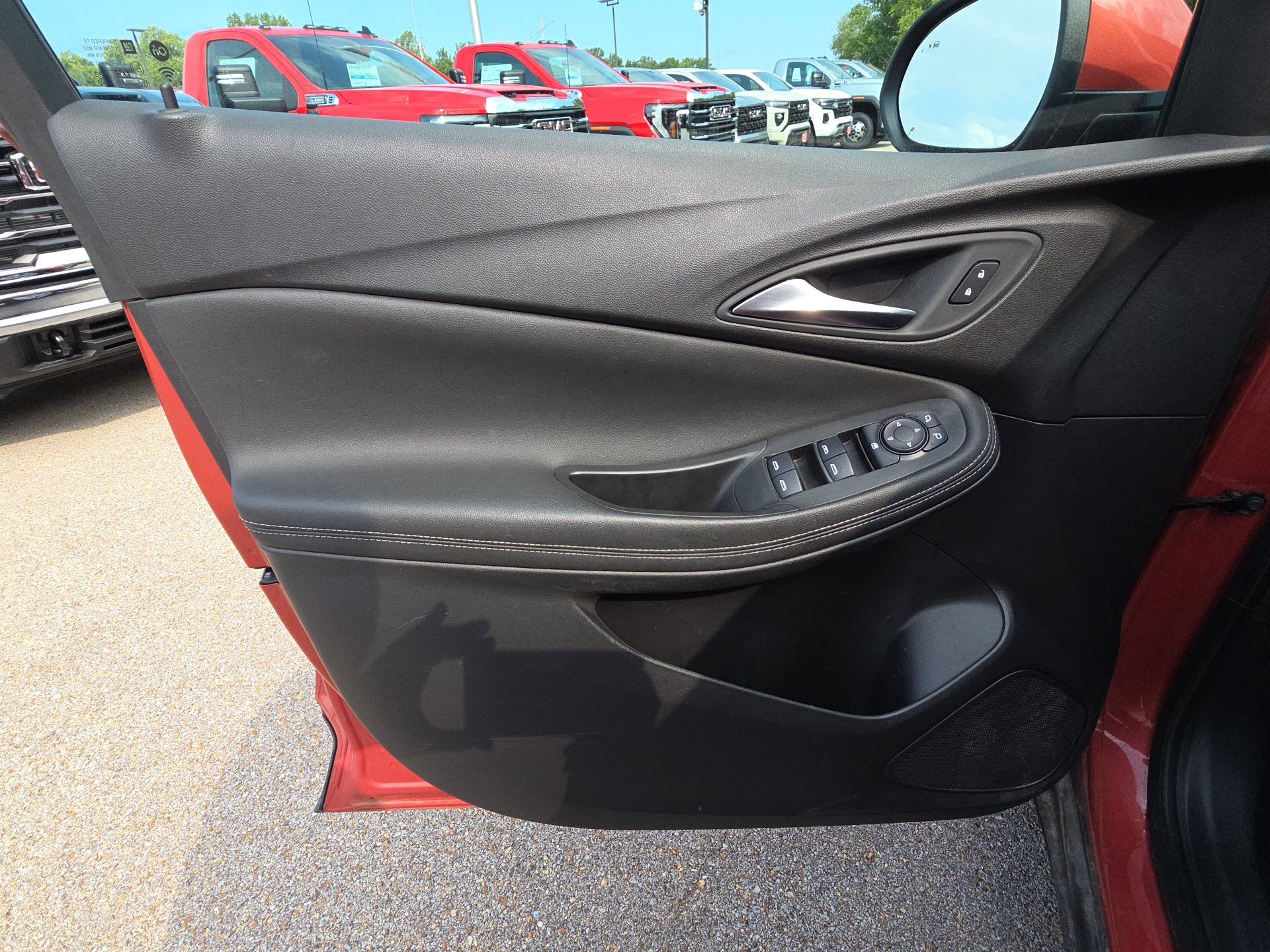 Used 2024 Buick Encore GX Preferred FWD image 12