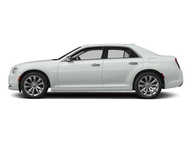 Used 2016 Chrysler 300 C RWD image 2