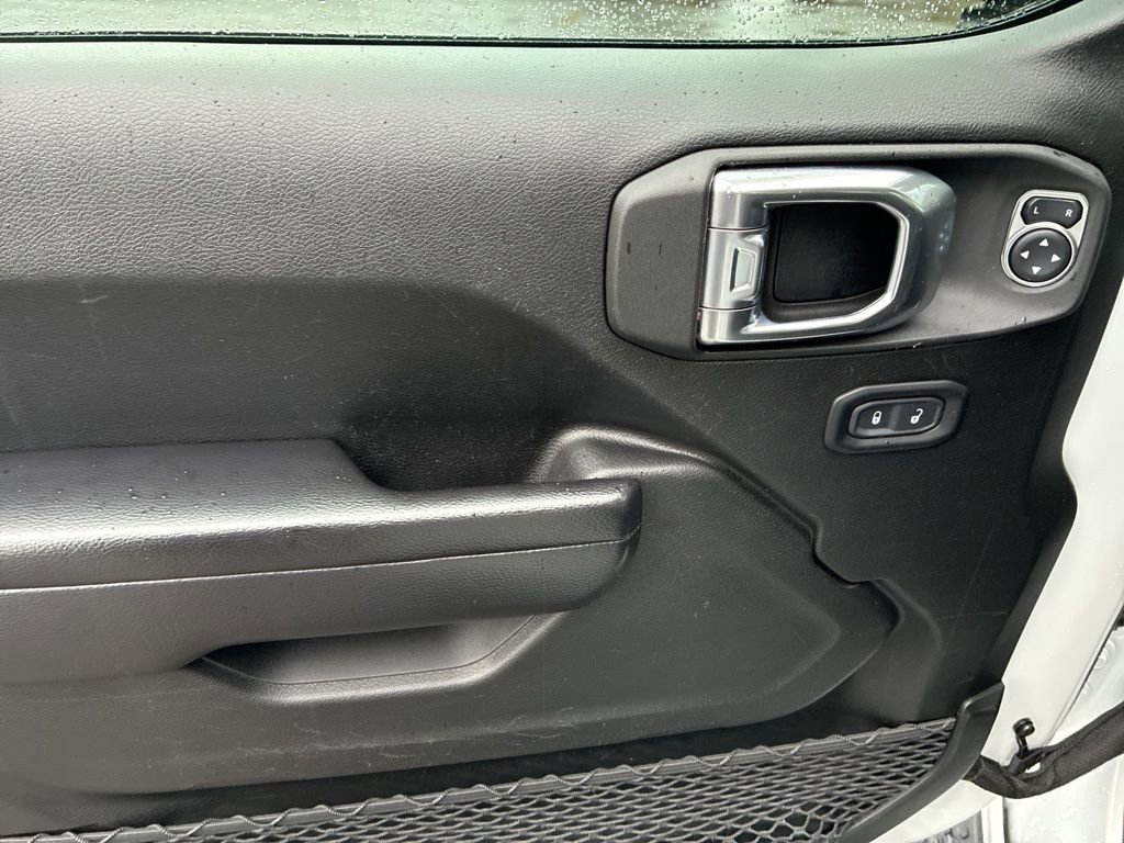 Used 2021 Jeep Wrangler Unlimited Sport image 26