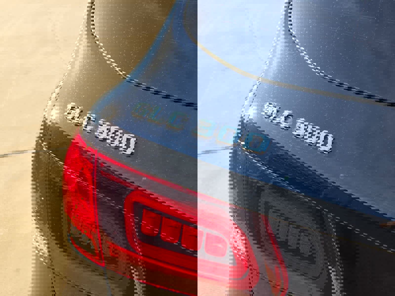 Used 2022 Mercedes-Benz GLC 300 image 11