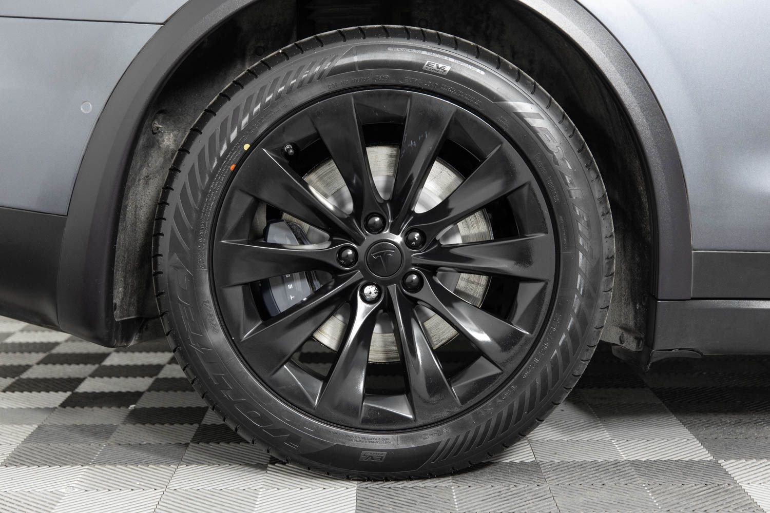 Used 2019 Tesla Model X 75D image 39