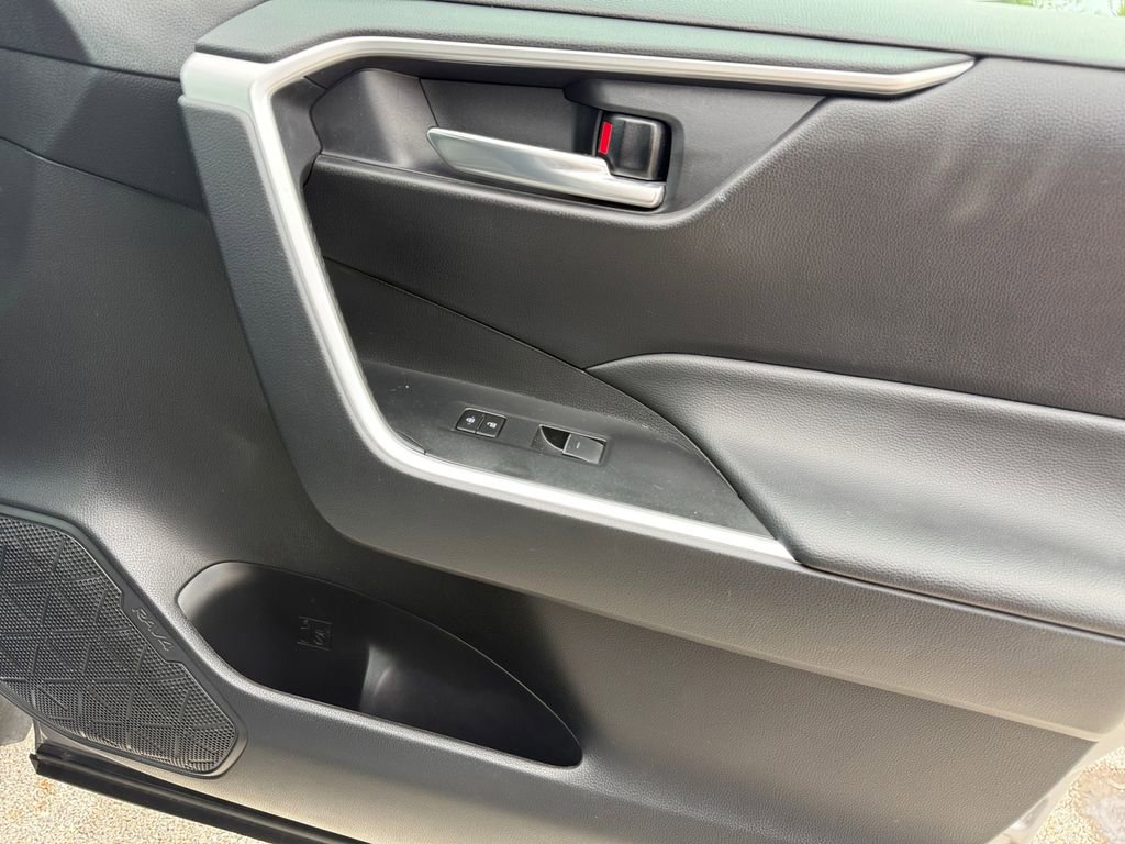 Certified 2024 Toyota RAV4 XLE FWD image 19
