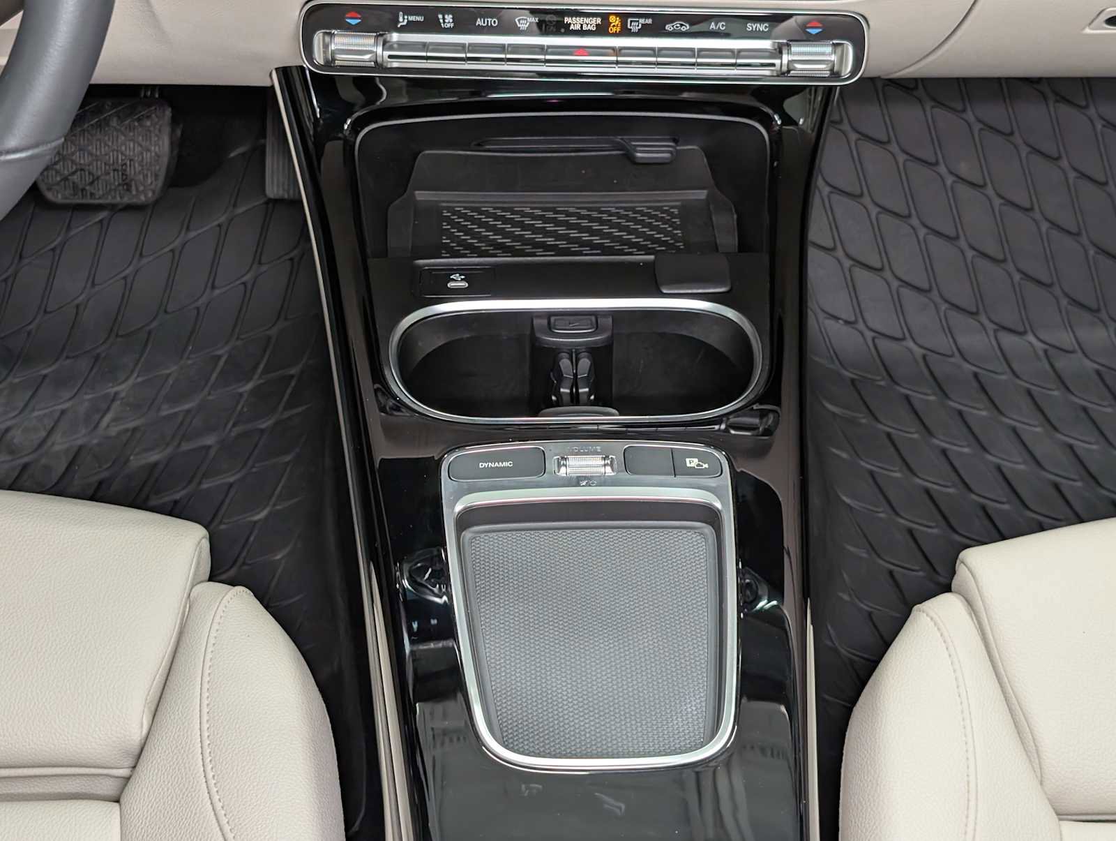 Certified 2025 Mercedes-Benz CLA 250 4MATIC image 19