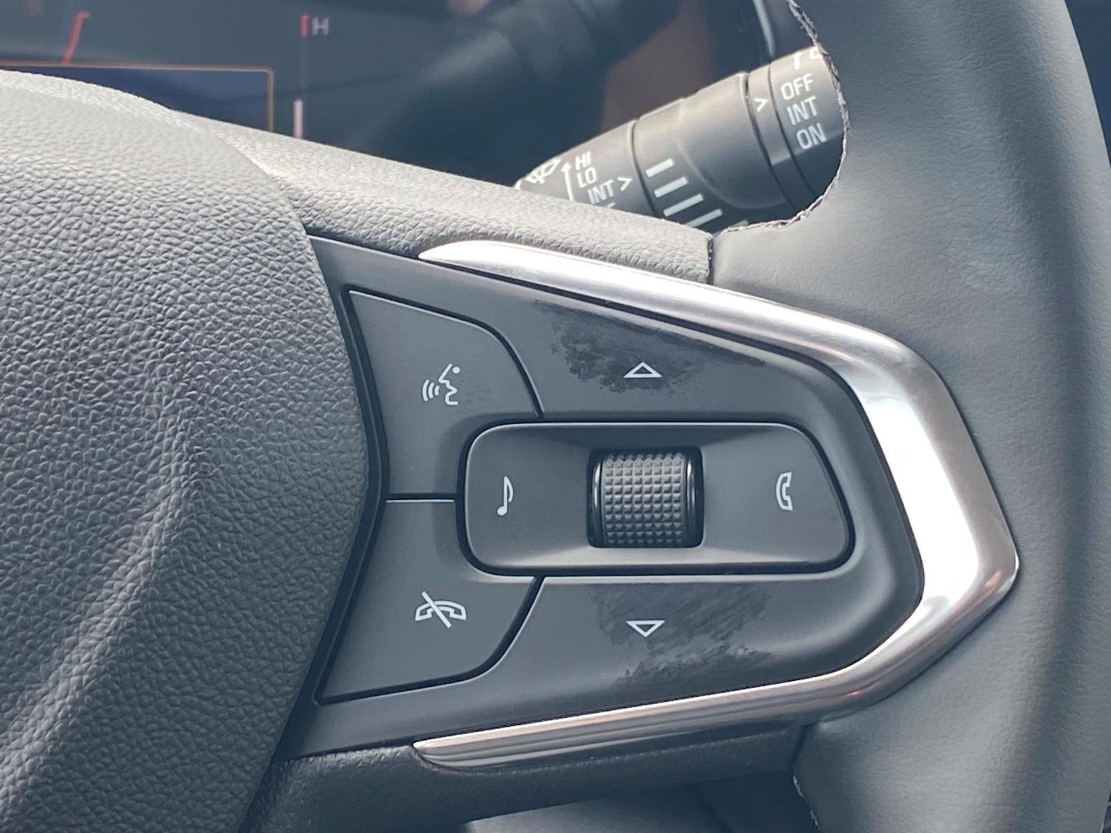 New 2026 Chevrolet Trax LT w/ Driver Confidence Package FWD image 8