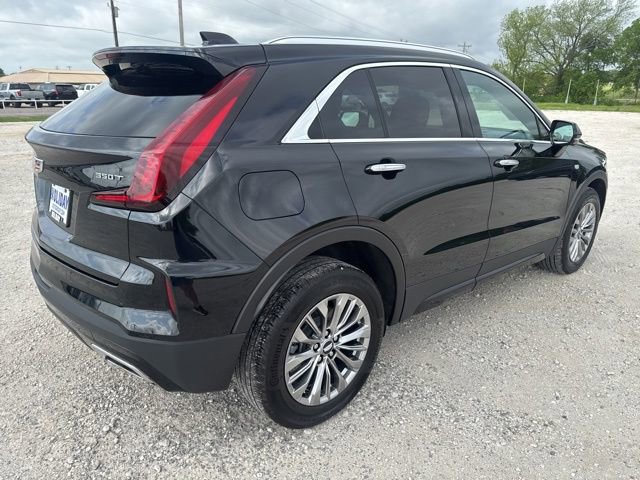 Used 2025 Cadillac XT4 Premium Luxury FWD image 7