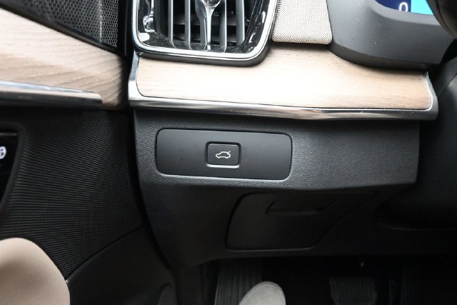 Used 2026 Volvo XC90 B6 Plus AWD/4WD image 28