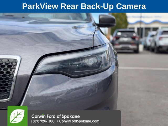Used 2019 Jeep Cherokee Latitude Plus w/ Comfort/Convenience Group AWD/4WD image 8