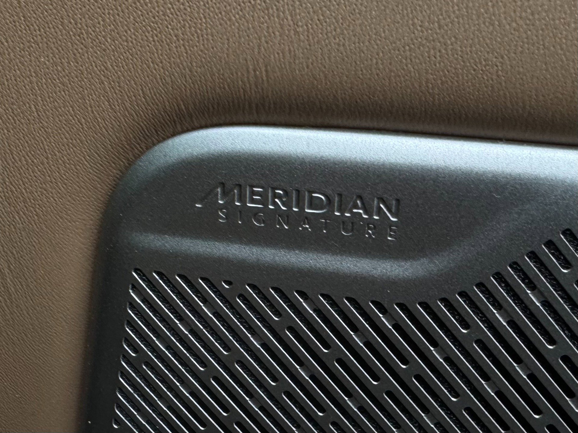 Used 2024 Land Rover Range Rover Long Wheelbase Autobiography image 40