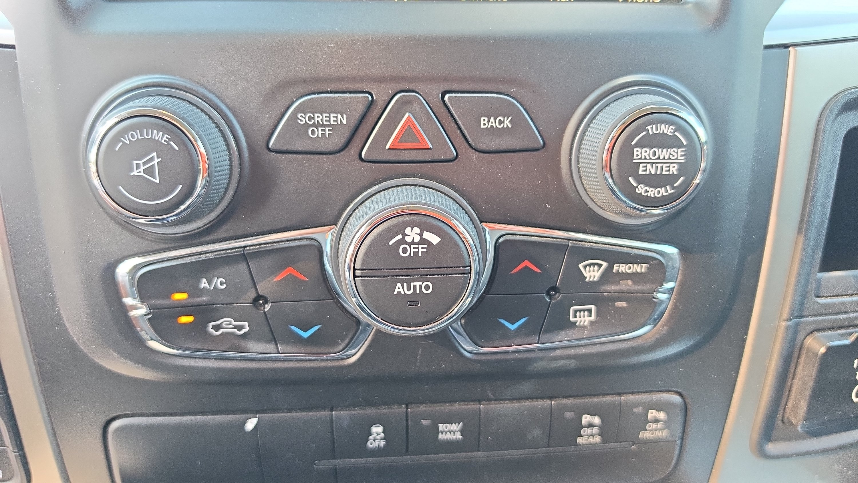 Used 2017 RAM 1500 Lone Star AWD/4WD image 18