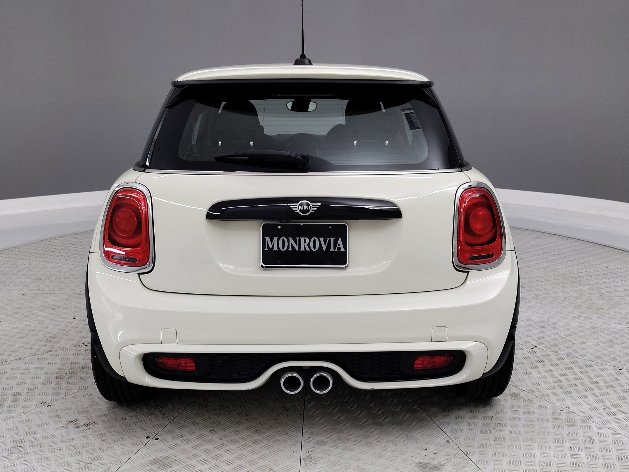 Certified 2020 MINI Cooper S image 7