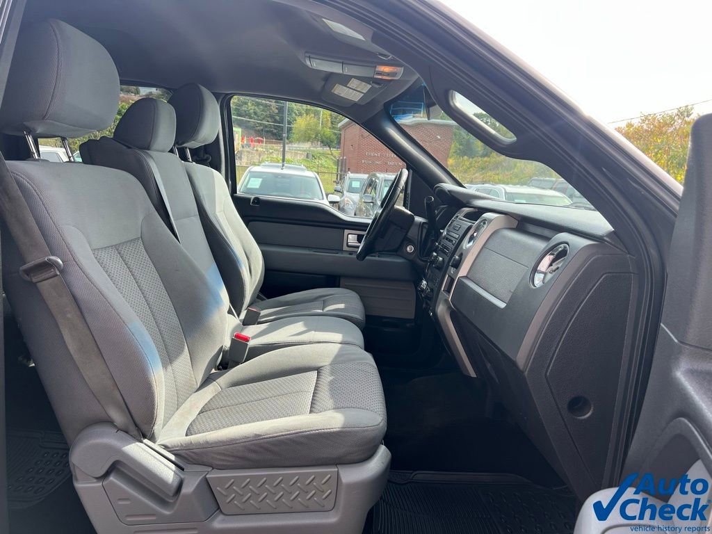 Used 2011 Ford F150 XLT w/ XLT Chrome Pkg image 38