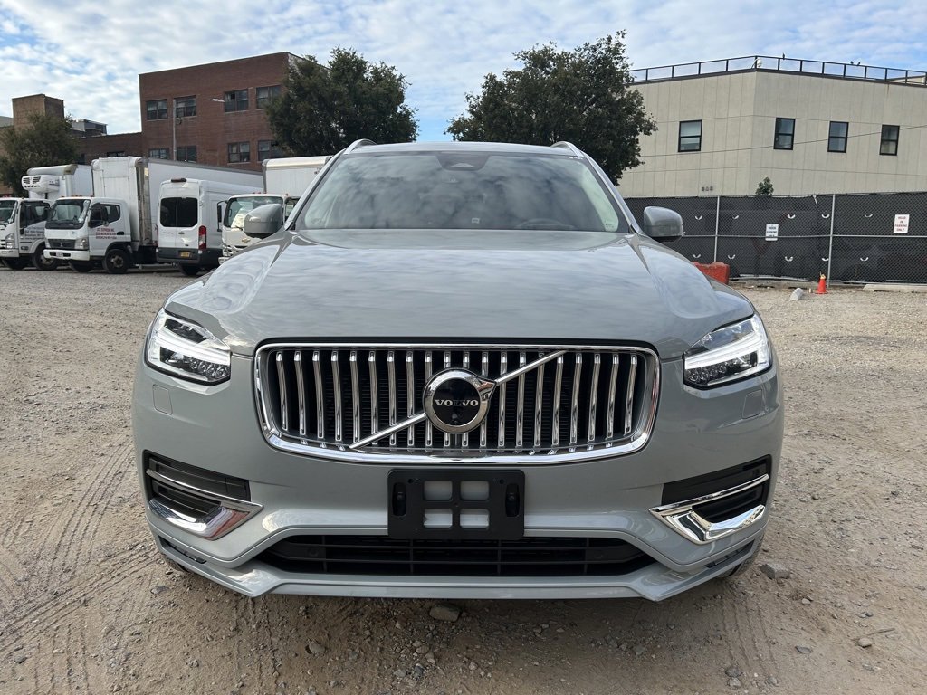 Used 2024 Volvo XC90 B6 Ultimate w/ Protection Package Premier