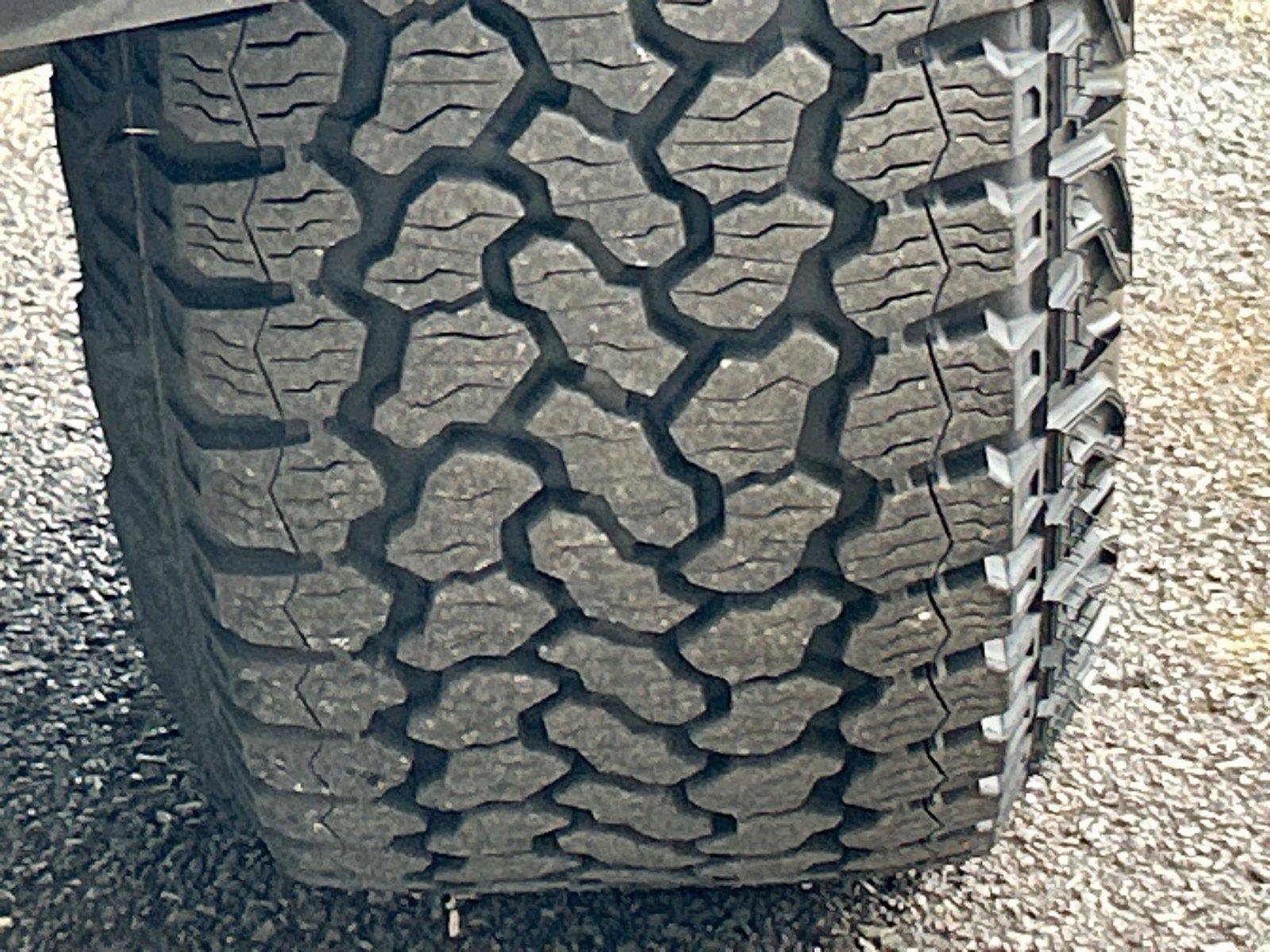 Used 2025 Ford Bronco Badlands w/ Sasquatch Package AWD/4WD image 42