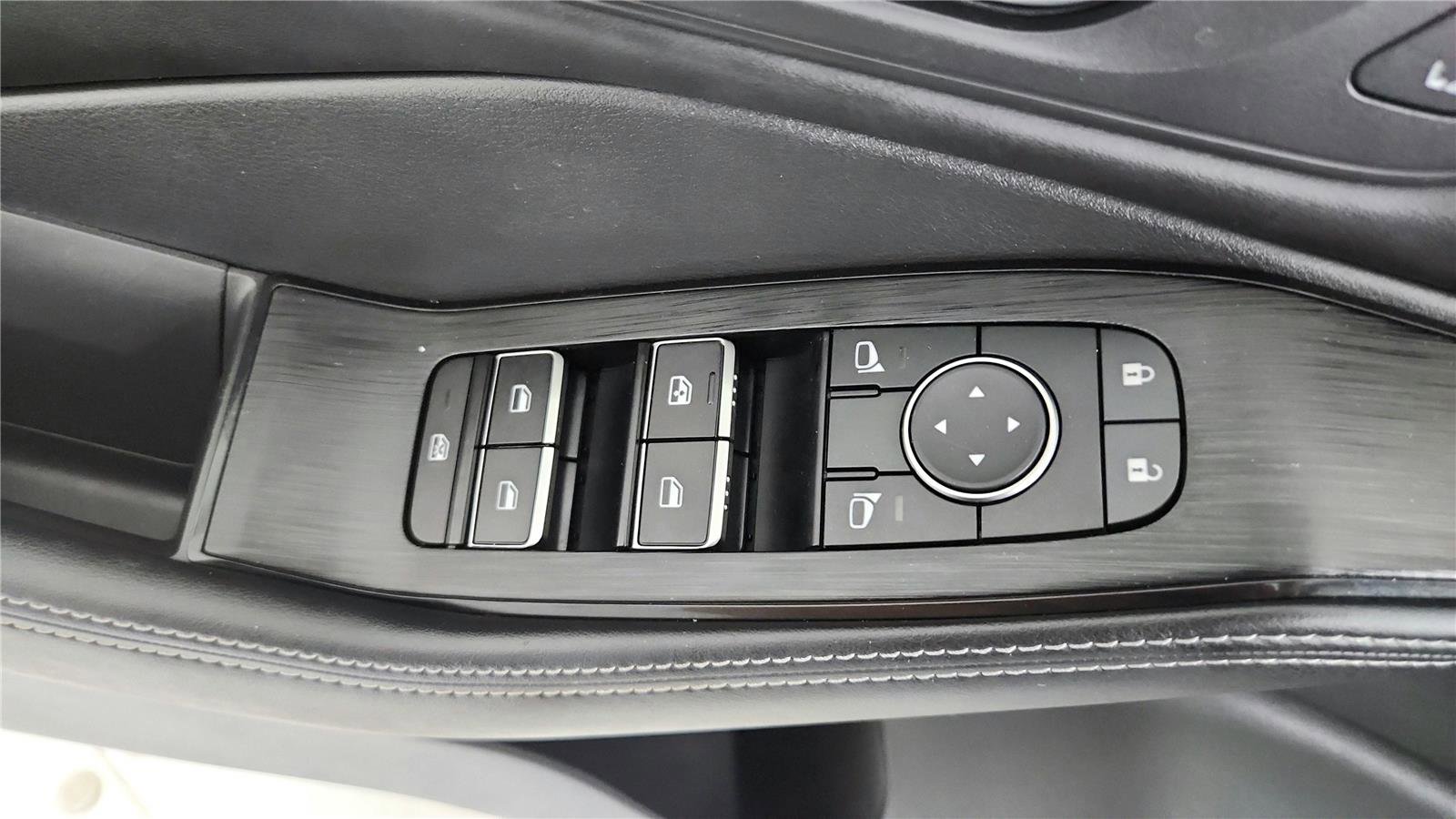 Used 2023 Nissan Rogue SL w/ SL Premium Package FWD image 10