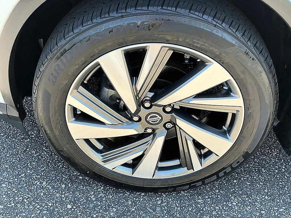 Used 2019 Nissan Murano SL w/ SL Technology Package FWD image 9
