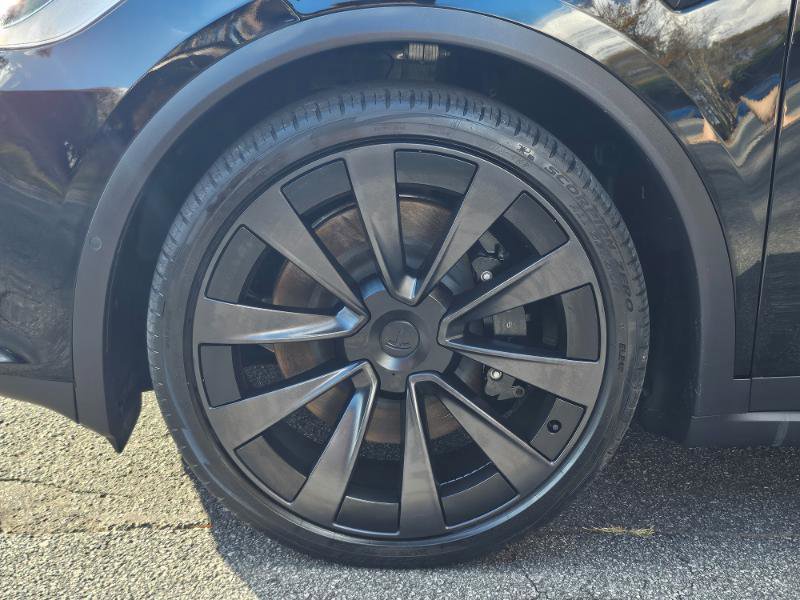Used 2022 Tesla Model X image 18