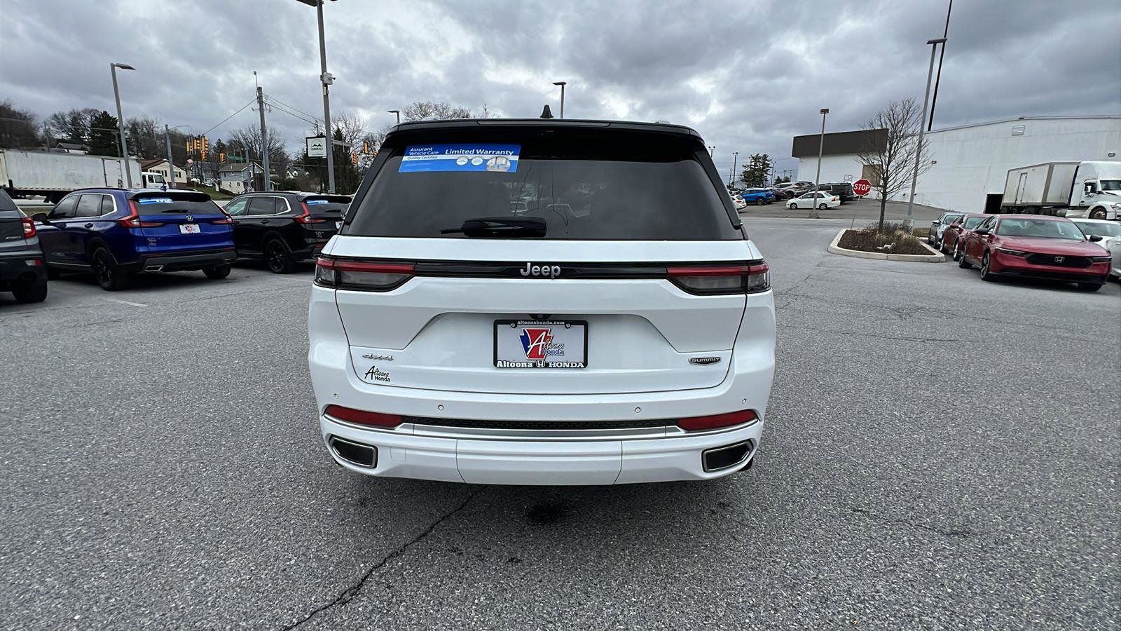 Used 2022 Jeep Grand Cherokee Summit w/ Adv Protech Group IV AWD/4WD image 5