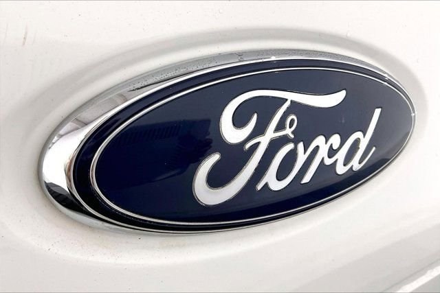 Used 2015 Ford F250 XL w/ XL Value Package image 28