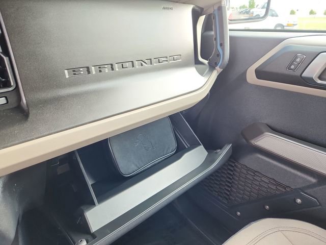 Used 2023 Ford Bronco Wildtrak image 46