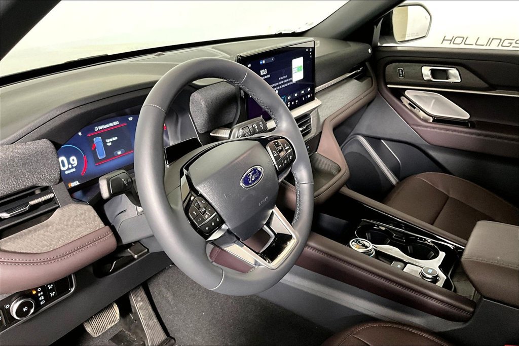 New 2026 Ford Explorer Platinum RWD image 6