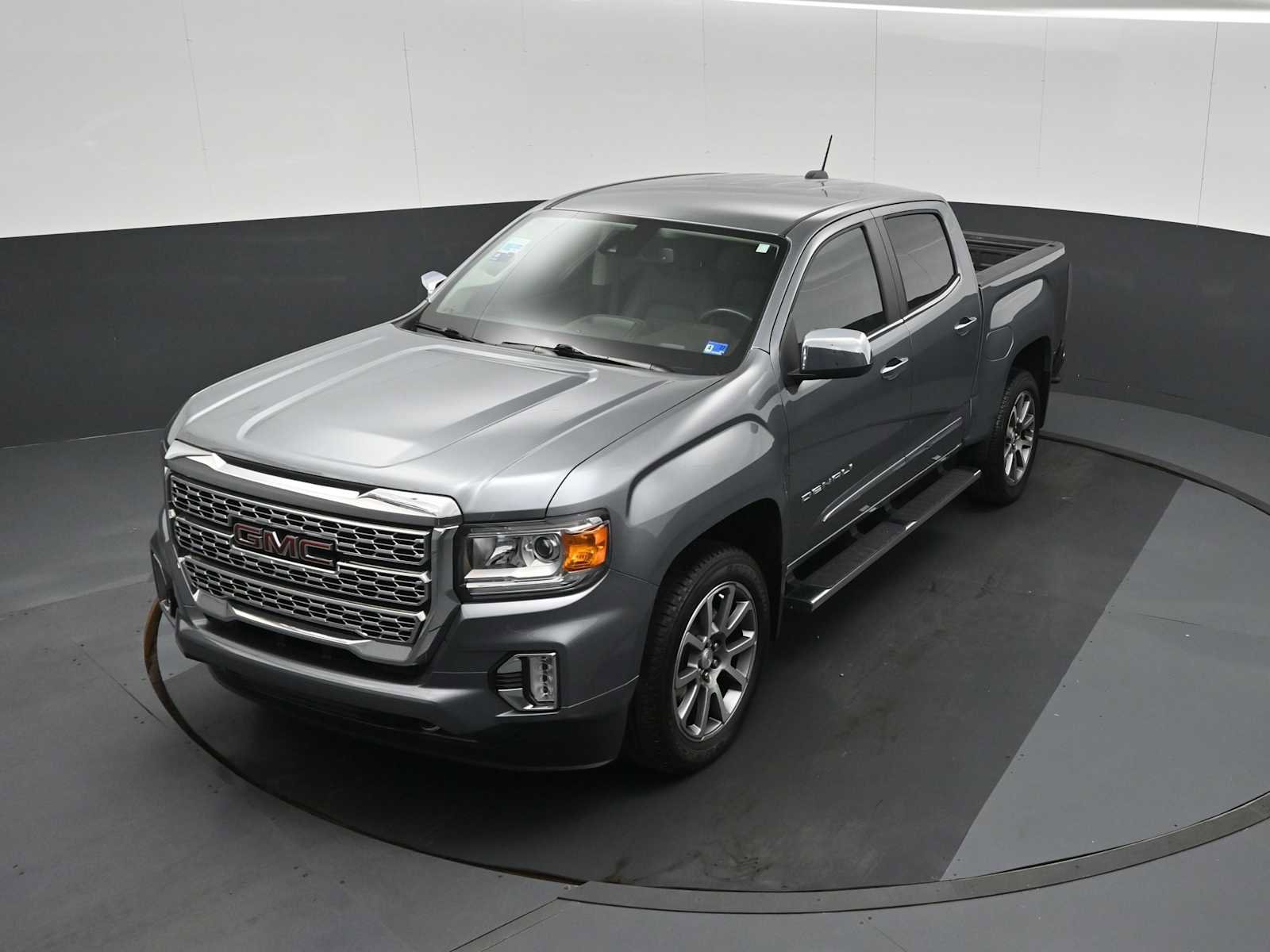 Used 2022 GMC Canyon Denali w/ LPO, Power Package AWD/4WD image 19