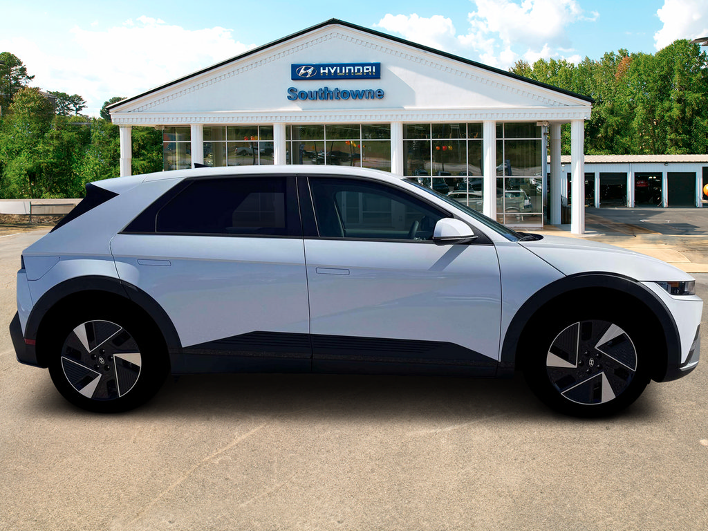 New 2026 Hyundai Ioniq 5 SE RWD image 9