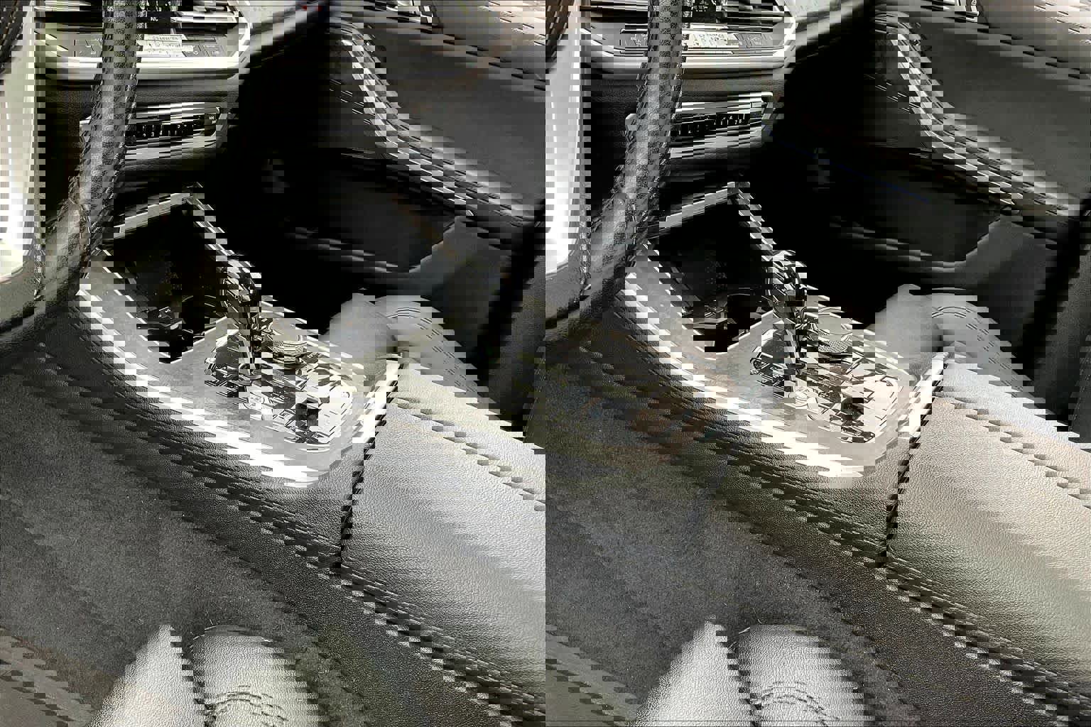 Used 2022 BMW X5 xDrive40i w/ Climate Comfort Package image 20