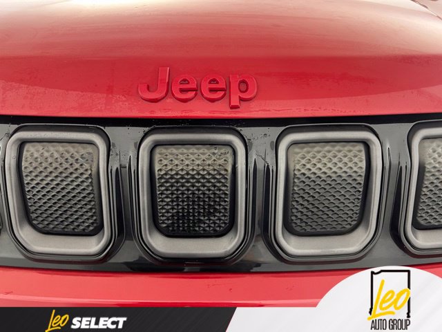 Used 2022 Jeep Compass Limited w/ (RED) Package AWD/4WD image 9