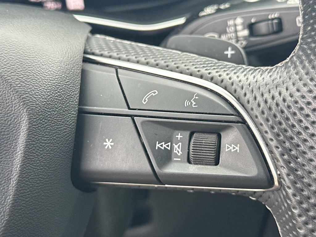 Used 2024 Audi SQ8 Prestige AWD/4WD image 27