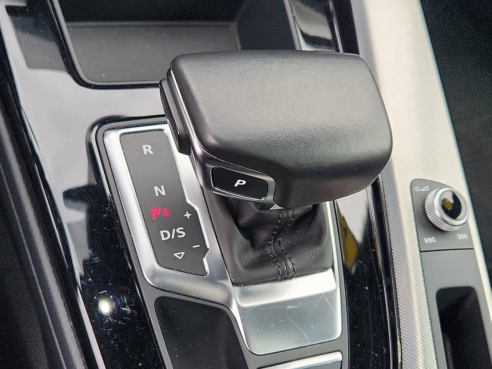 Used 2025 Audi A5 2.0T Premium Plus image 16