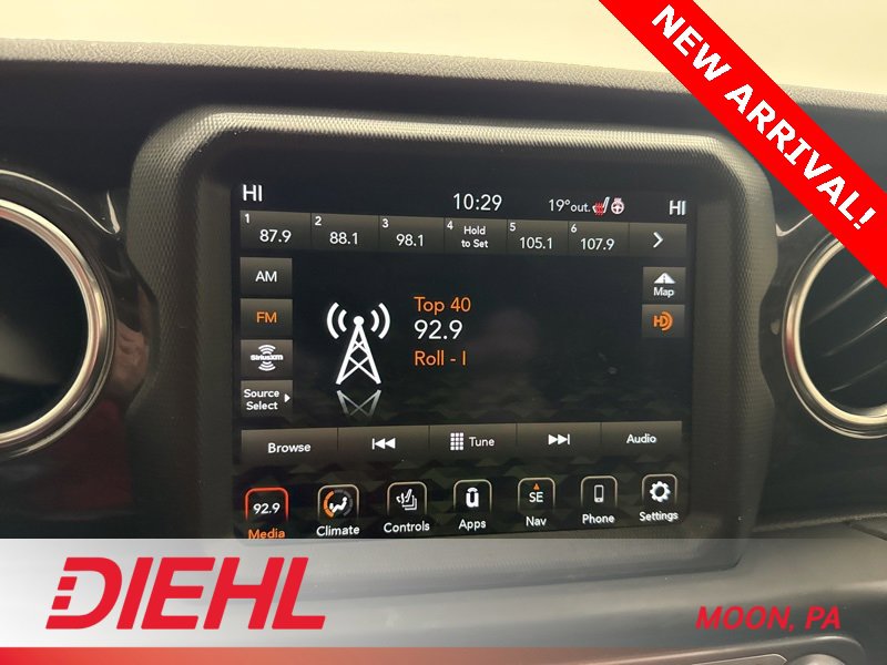 Certified 2020 Jeep Wrangler Unlimited Sahara image 28