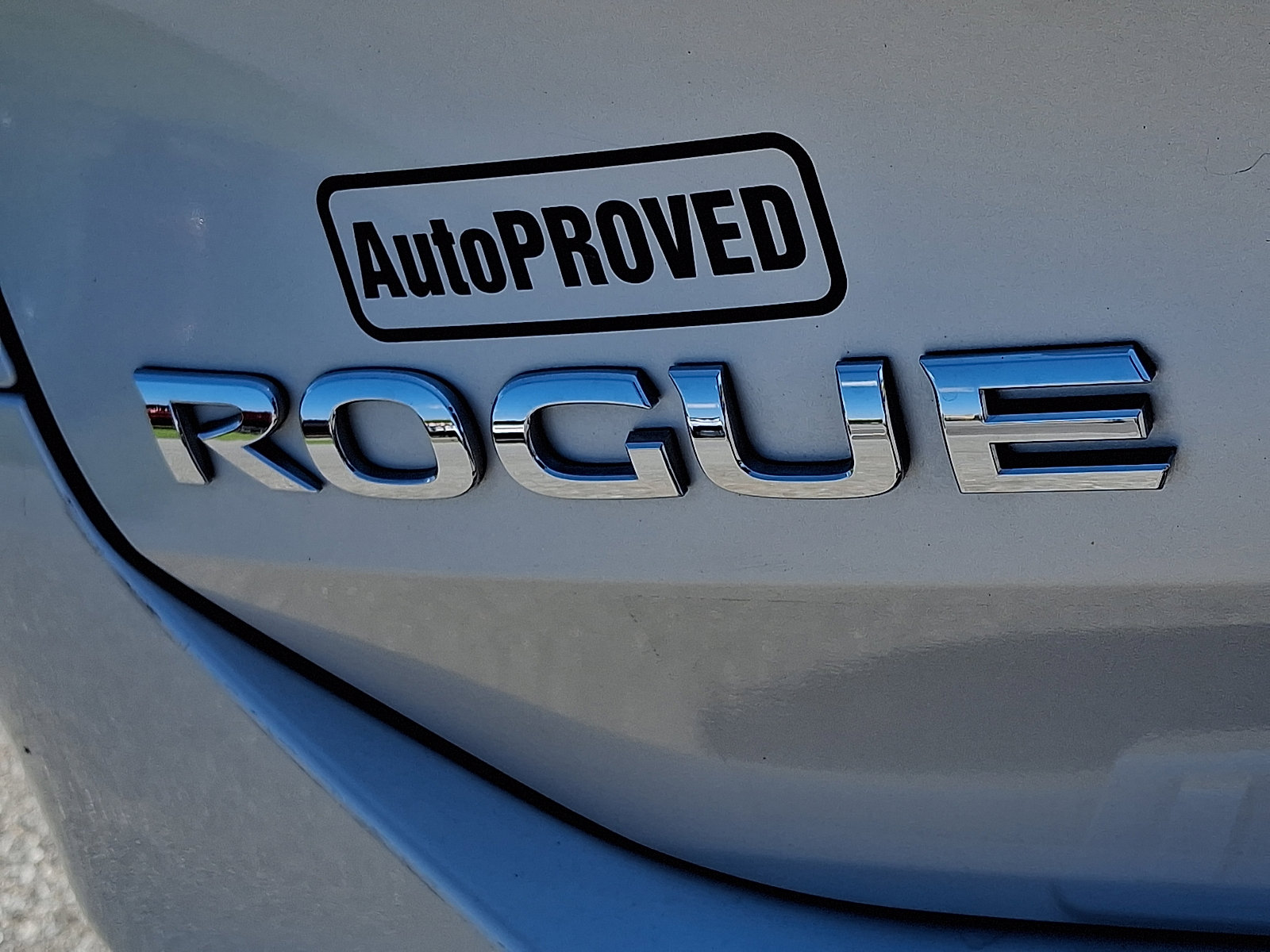 Used 2016 Nissan Rogue SV AWD/4WD image 28