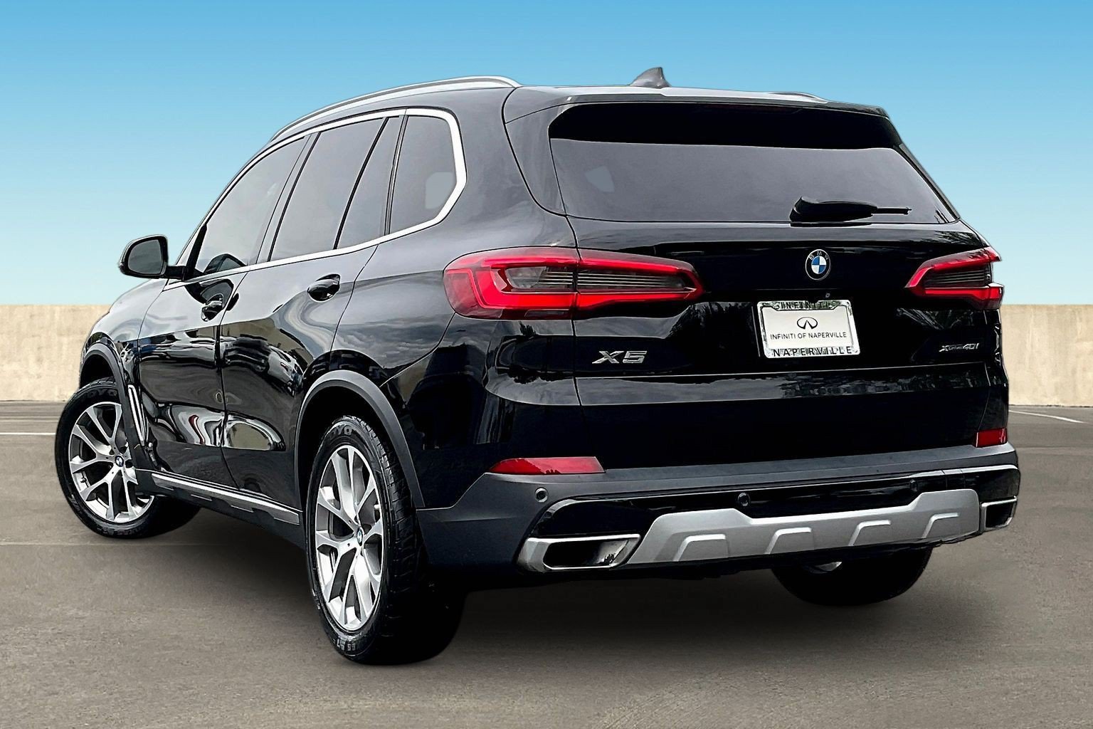 Used 2019 BMW X5 xDrive40i w/ Convenience Package AWD/4WD image 4